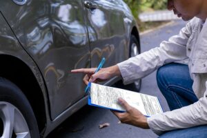 What Does the Vehicle Damage Rating in a Police Report Mean?